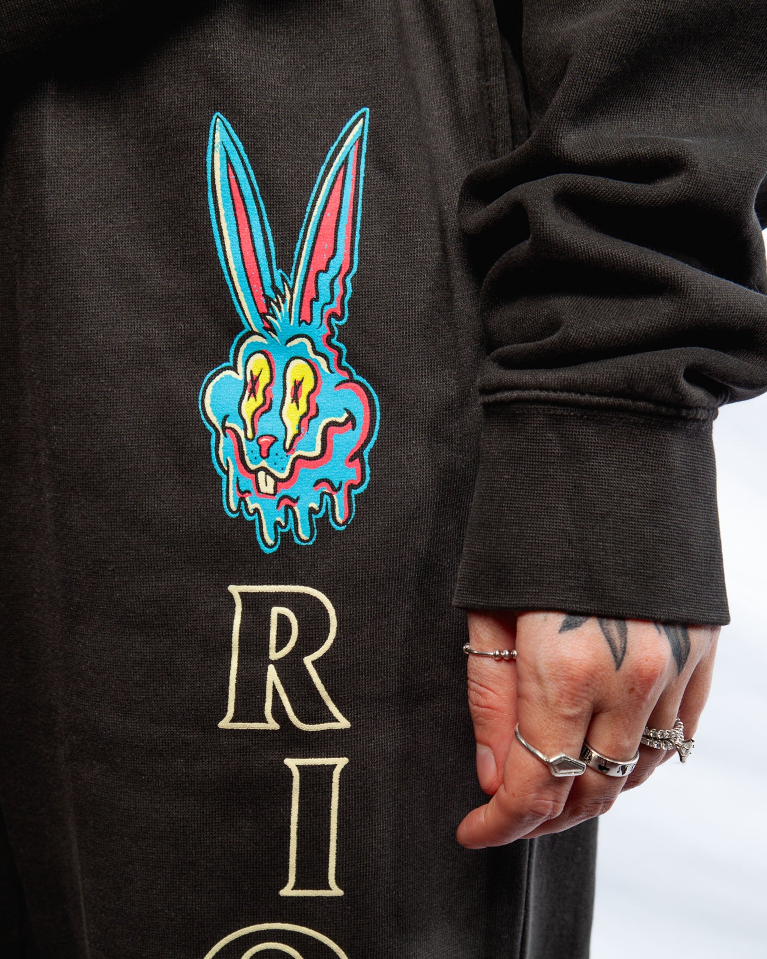 新品タグ付き RIOT RABBIT HOODIE 今季完売 ミルクボーイ MILKBOY - 新品タグ付き RIOT RABBIT HOODIE 今季完売 ミルクボーイの